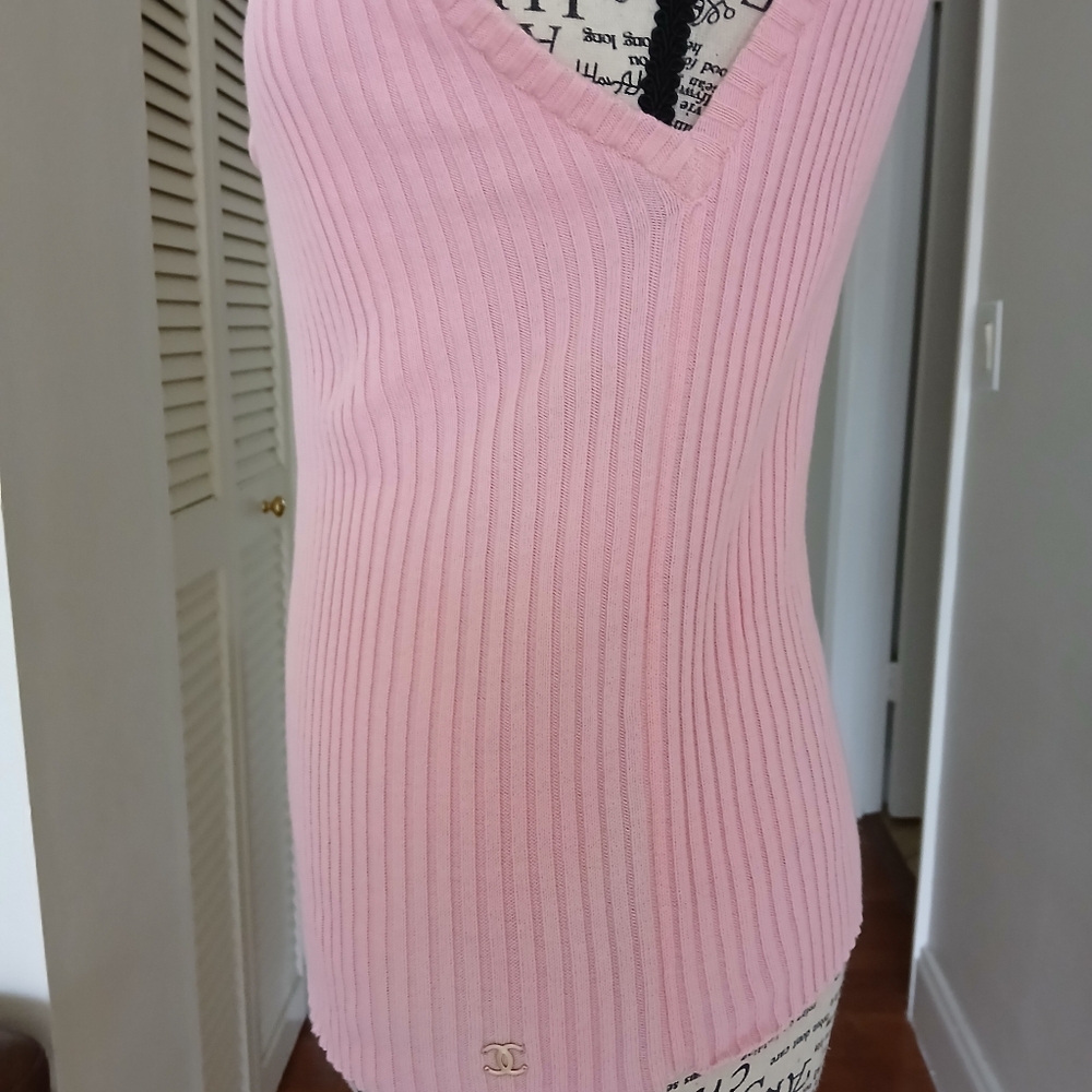 Chanel‎ Pink Rib-Knit Tank Top - Picture 6 of 13